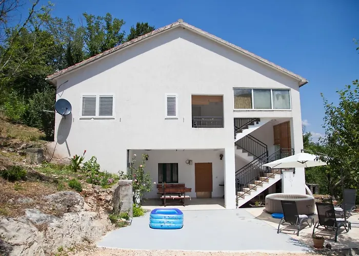 Apartman Tanja *