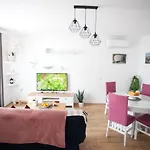 Kucica U Cvijecu Lägenhet